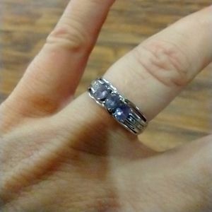 Size 7 10k Ameyst women's ring